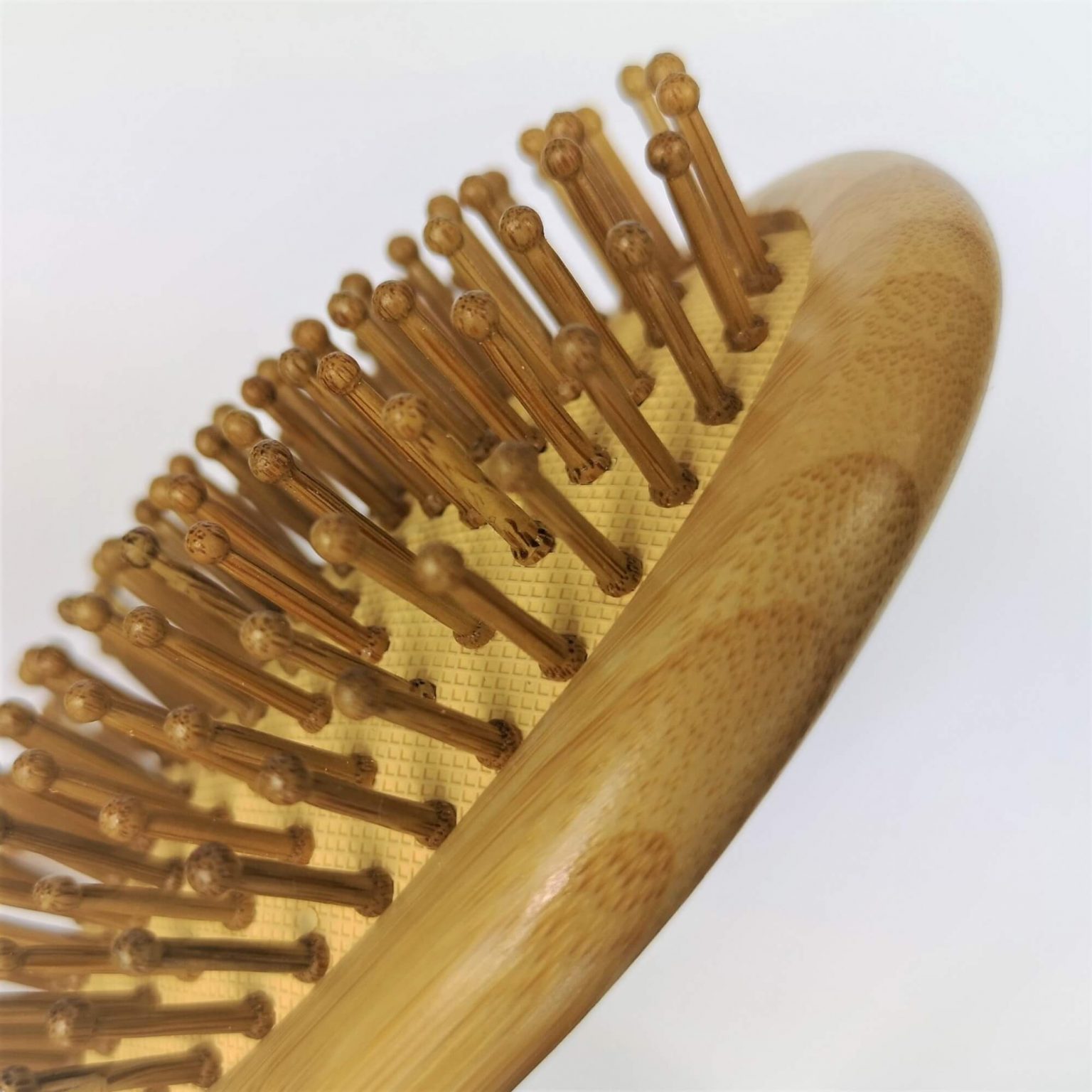 Bamboo Hairbrush TERE Cosmetics